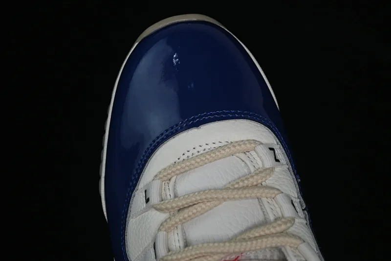 All Categories Air Jordan Jordan Series Basketball Shoes Air Jordan 11 Air Jordan 11 Retro "Rare Air" AJ11 Joe 11 Royal Blue Real Standard Real Carbon High Top Basketball Shoes IH0296-400
